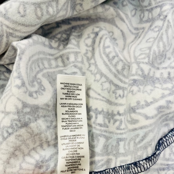 Weekends by Chico's Multicolor Paisley Long Sleeve Tee 95% Cotton Chico Size 2 - Picture 6 of 6